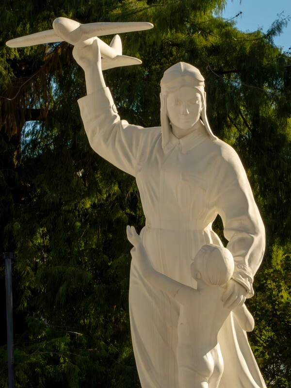 6 May Park Colonnade  2025-08-18 1-5