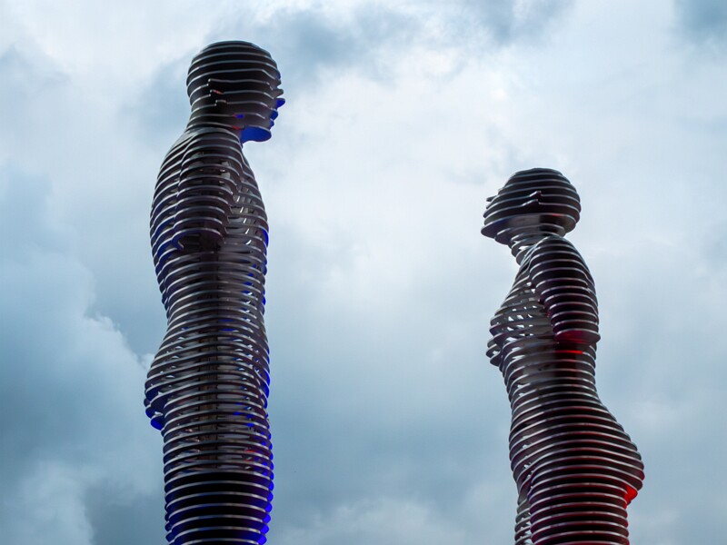 Ali and Nino Statue  2025-08-20 2-3