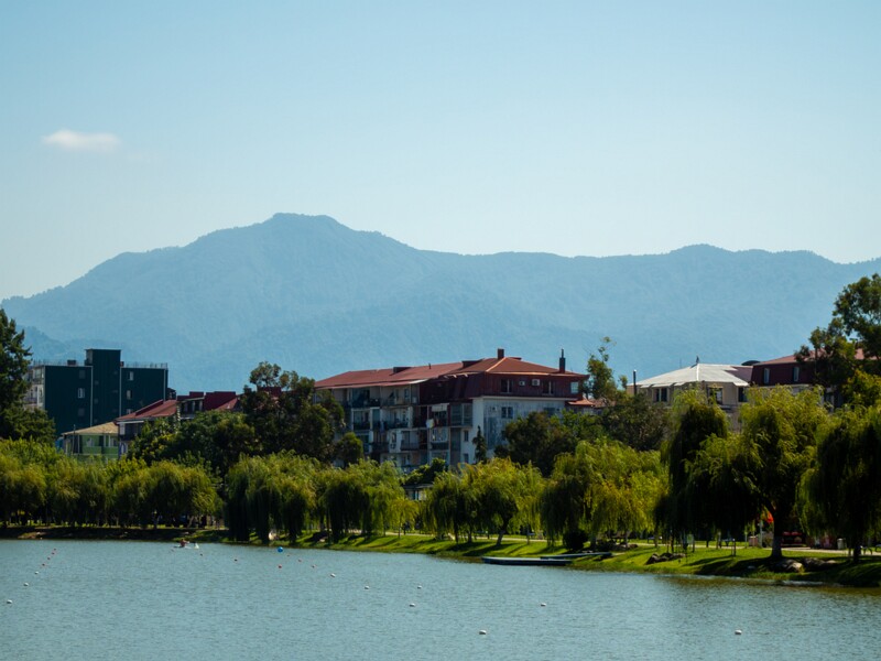 Nuri Lake  2025-08-18 1-5